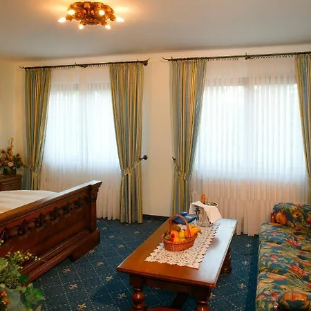 Lohmann 3* Langenfeld (North Rhine-Westphalia)