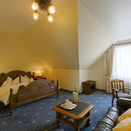 Lohmann Hotel