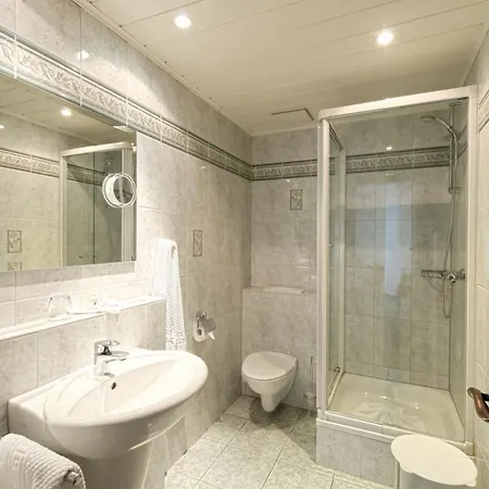 Отель Lohmann Лангенфельд